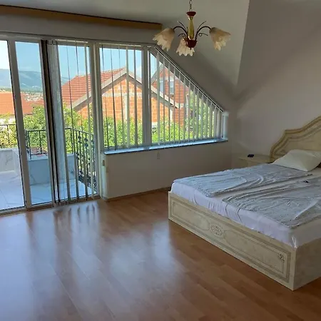 Vizbeg Villa Skopje
